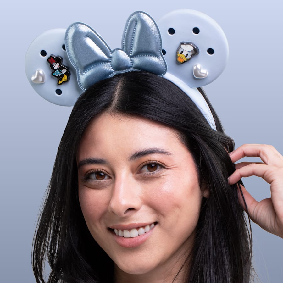 https://www.crocs.com/p/213745.html